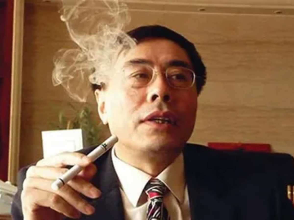 The Evolution and Popularity of E-Cigarettes: From History to Vaping Trends 24x7 Vapes The Evolution and Popularity of E-Cigarettes: From History to Vaping Trends 24x7 Vapes